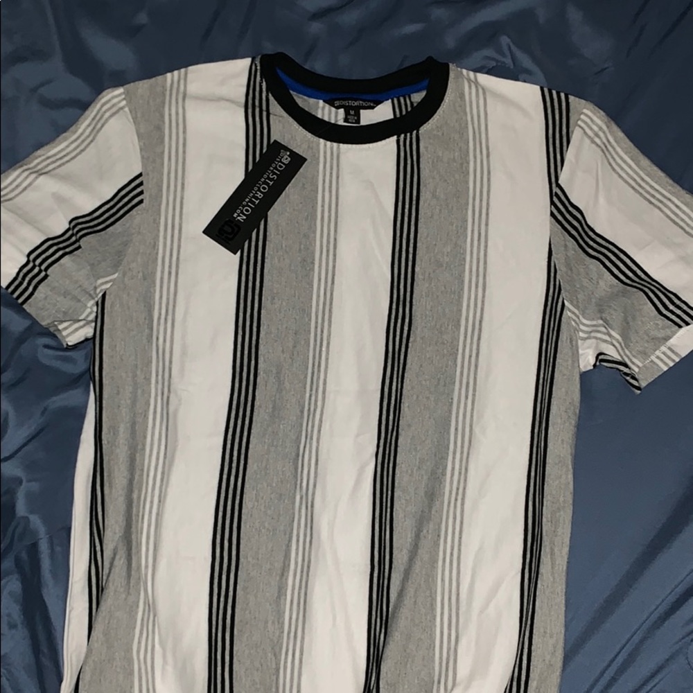 DISTORTION T-Shirt